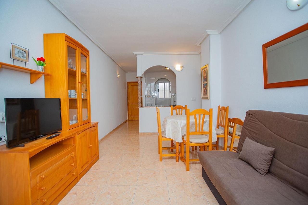 096 Pleasant Place Luis - Alicante Holiday Torrevieja Exterior photo
