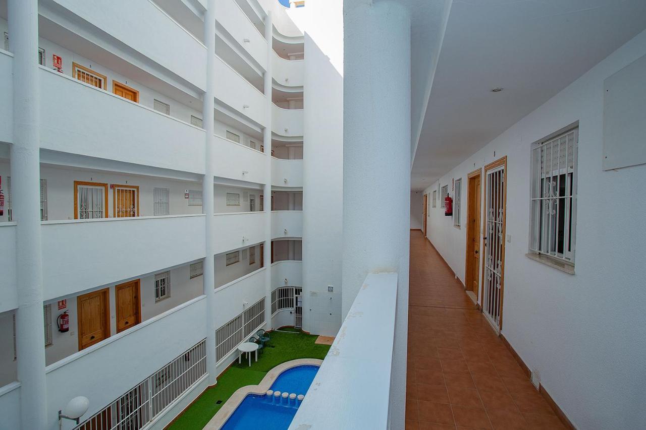 096 Pleasant Place Luis - Alicante Holiday Torrevieja Exterior photo